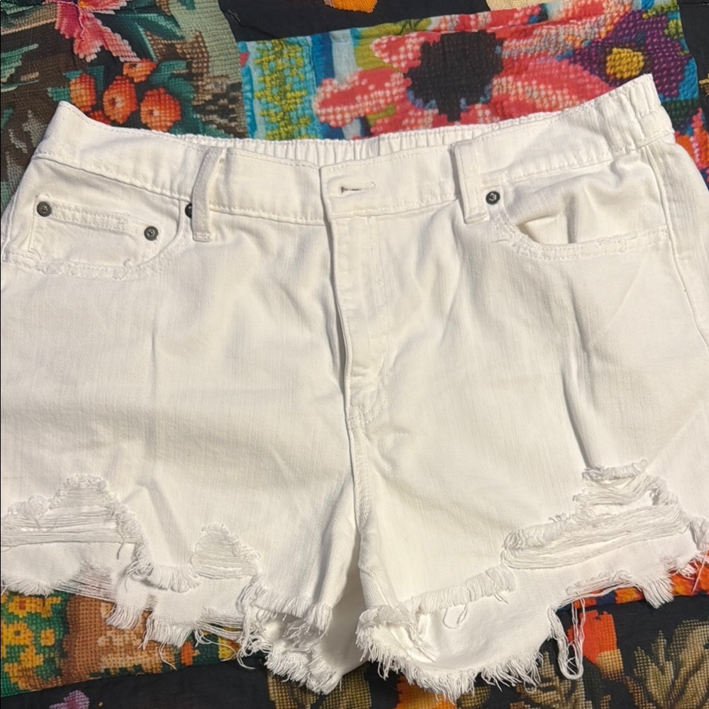 Aerie Daydreamer White Distressed Denim Shorts